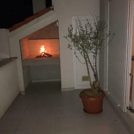 Apartments Rina Novalja Exterior photo